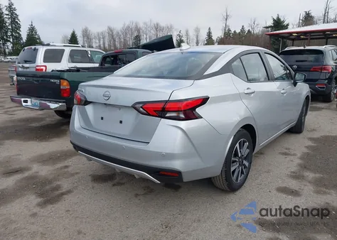 2025 Nissan Versa 1.6 Sv z USA, uszkodzony, nr VIN 3N1CN8EV7SL842070